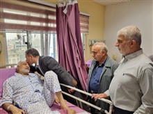  عیادت دکتر سید محسن صادقی استاندار زنجان از سردار حاج منصور عزتی