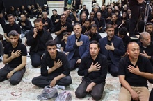 حضور دکتر سید محسن صادقی استاندار زنجان در مراسم شب هشتم محرم  