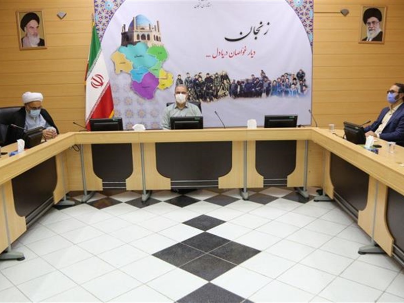 نگاه خاصی به جوانان خواهم داشت