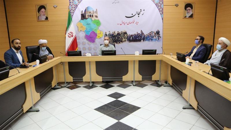 نگاه خاصی به جوانان خواهم داشت