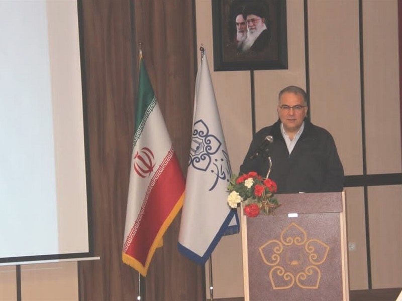 جایگاه خانواده را باید جدی بگیریم