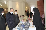 بازدید استاندار زنجان از نمایشگاه دستاوردها و صنایع دستی بانوان همزمان با هفته گرامیداشت مقام زن