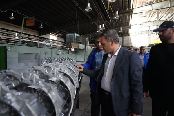 بازدید استاندار زنجان از شرکت ریخته‌گری آلومینیوم ایران‌خودرو