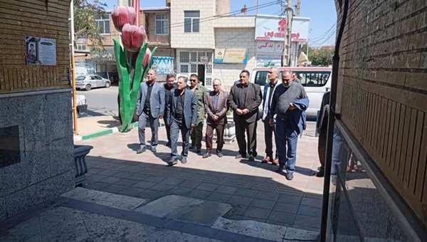 تجدید میثاق استاندار زنجان و مدیران استانی با شهدا در آغاز هفته دولت