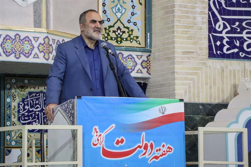 حضور دکتر علی صادقی در نماز جمعه زنجان | تبیین اولویت‌های دولت چهاردهم در حوزه‌های آموزش، مسکن، انرژی و آب