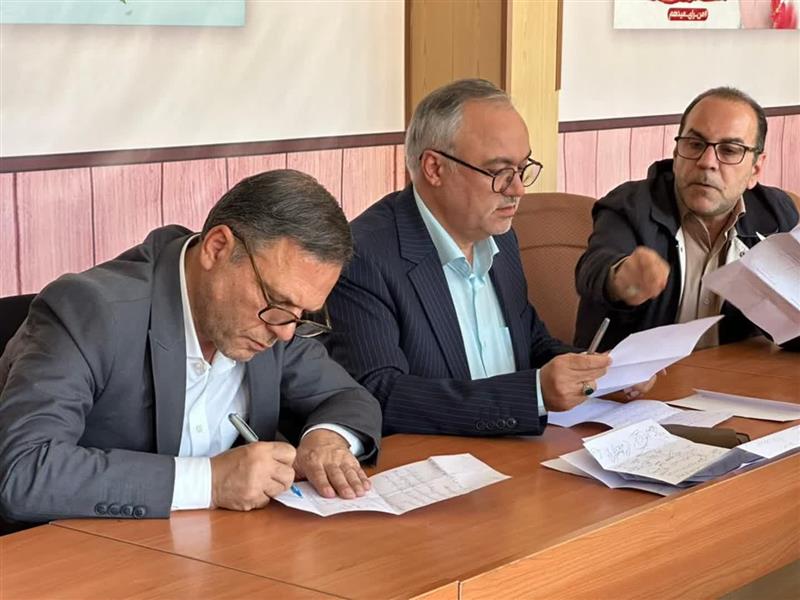 دیدار مردمی استاندار زنجان در شهرستان خرمدره