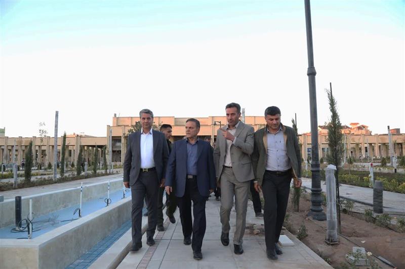 بازدید استاندار زنجان از ضلع شمالی پروژه سبزه‌میدان و موزه مردان نمکی