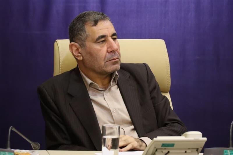 دولت چهاردهم افتخار می‌کند که هیچ حزب حامی برای خود نساخته است