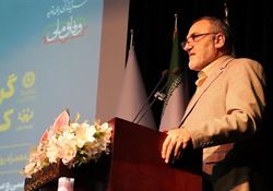 کتاب زیربنای توسعه پایدار و سپر هویتی جامعه است