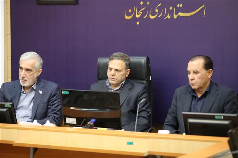 استاندار زنجان خواستار پیگیری فوری معوقات کادر درمان و تأمین داروهای حیاتی شد