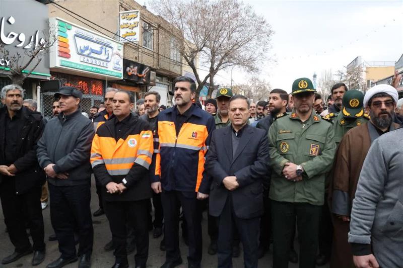 تشییع پیکر مطهر راهداران شهید در زنجان با حضور استاندار و مسئولین