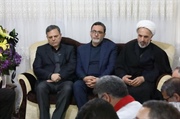 دیدار استاندار زنجان با خانواده شهید علیرضا صحبتلو