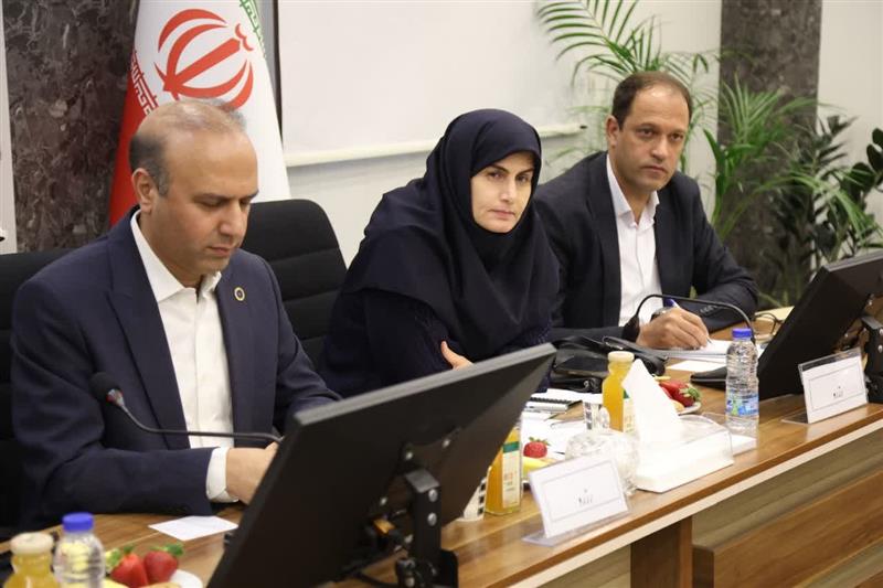 داوم تولید در اولویت مدیریت اقتصادی کشور در شرایط جنگ اقتصادی است.