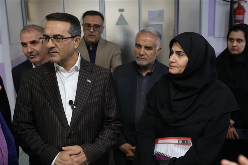 بخش دولتی باید تا حد امکان کوچک‌سازی شود / تأکید بر واگذاری خدمات به بخش خصوصی و خیریه‌ها