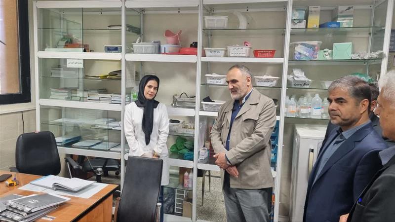 بازدید معاون سیاسی، امنیتی و اجتماعی از بیمارستان شهدای شهرستان طارم