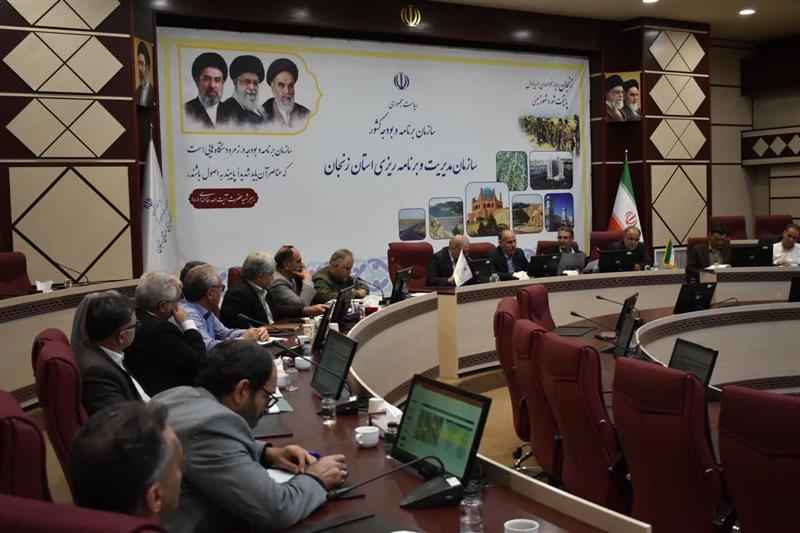 معاون استاندار زنجان خواستار پاسخگویی درباره روند اجرای محور زنجان–دندی شد