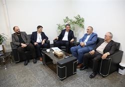 نشست معاون سیاسی ، امنیتی و اجتماعی و مشاور و مدیرکل حوزه استاندار زنجان با مدیران ارشد سازمان تأمین اجتماعی