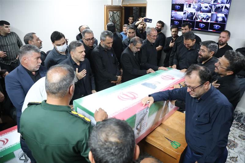 حضور استاندار زنجان در آیین باشکوه وداع با پیکر مطهر شهدای حمله تروریستی آمریکا