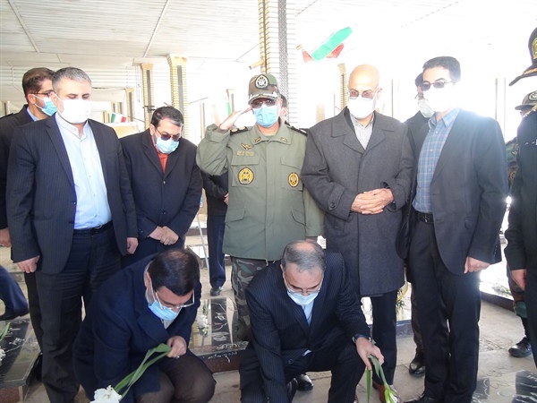 تجدید میثاق با شهدای گرانقدر