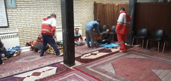 شب گذشته به علت برودت و بارش برف 89نفر مسافر در "حسینیه اعظم " اسکان داده شدند