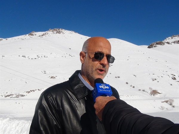 همه دستگاهها بسیج شده و مشغول بازگشایی راههای روستایی هستند