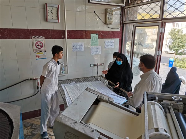 "در جهت ارتقای رفاه حال مردم تعدادی از نانوائیهای شهر زنجان تا اطلاع ثانوی به صورت دو شیفت پخت خواهند نمود"
