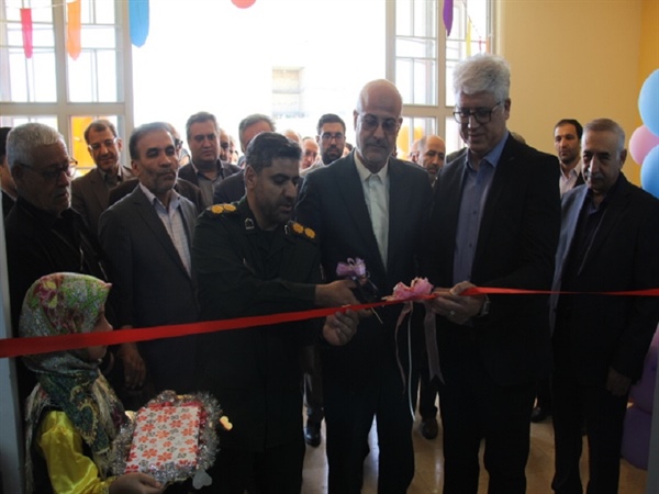 خیّرین مدرسه ساز، جهادگران امروزند