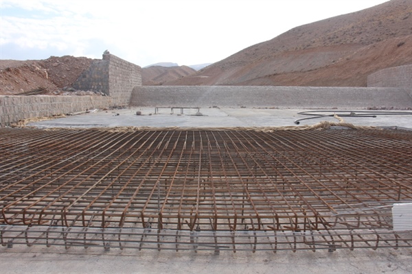 پروژه آبخوان روستای چهره آباد با اعتباری بالغ بر 350 میلیارد ریال، در مراحل پایانی خود قرار دارد