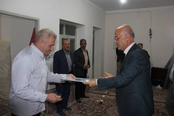 بایستی روایت گر شهدا برای نسل نو باشیم