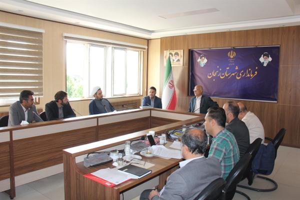 دستگاههای مربوطه، به محض وقوع ساخت و ساز غیرمجاز دست به کار شوند