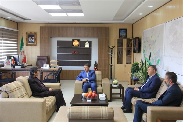 دیدار مدیرعامل توزیع برق زنجان با فرماندار شهرستان؛ تأکید بر تأمین پایدار برق شهرستان