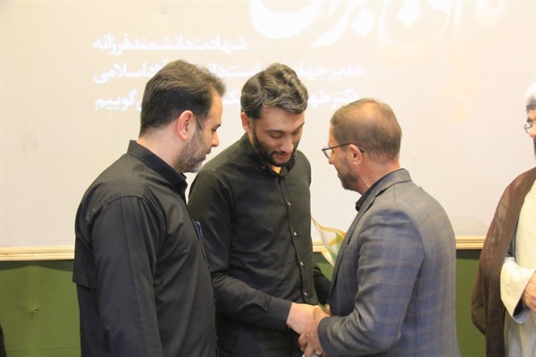 مراسم چهلم شهید «محمدمهدی طهرانچی»، دانشمند هسته‌ای کشورمان با حضور علی کاظمی فرماندار شهرستان زنجان