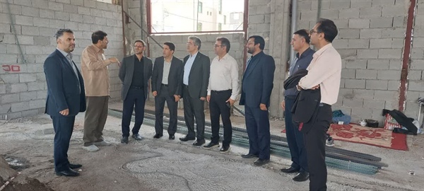 بازدید فرماندار زنجان از بازارچه‌های عرضه‌ی مستقیم کالاهای اساسی؛ تأکید بر عدالت در ایجاد خدمات مناسب در تمام مناطق شهری برای تسهیل دسترسی شهروندان