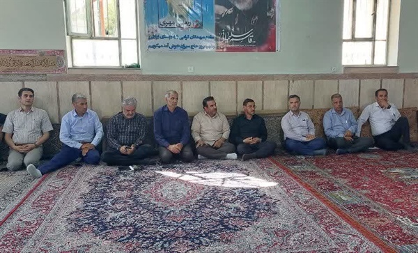 بازدید فرماندار زنجان از روستای حاجی‌سیران؛ بررسی طرح‌های بنیاد مسکن و تأمین آب