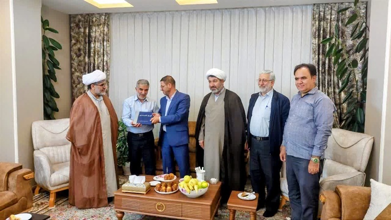 دیدار فرماندار زنجان با جانبازان سرافراز به مناسبت هفته‌ی دفاع مقدس