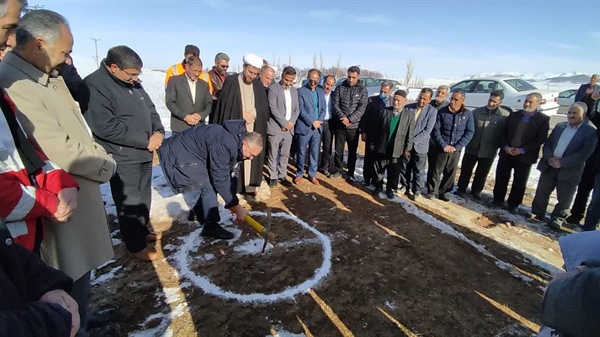 کلنگ زنی مجتمع خدمات رفاهی بابالو