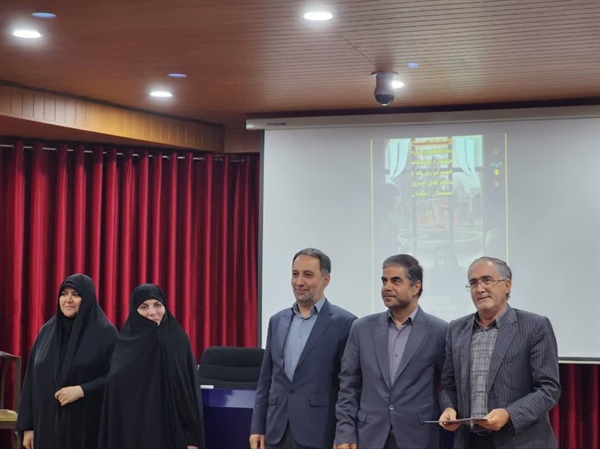 در آیین اختتامیه یازدهمین جشنواره مطبوعات، خبرگزاری‌ها و پایگاه‌های خبری استان زنجان