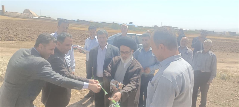 افتتاح کانال بتنی انتقال آب روستای حصار با اعتبار ۲۲ میلیارد ریال در هفته دولت