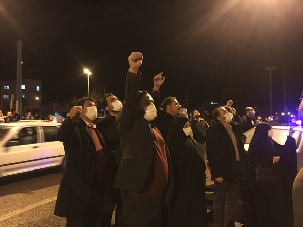 طنین بانگ الله اکبر شب ۲۲ بهمن به مناسبت چهل و سومین سالروز پیروزی انقلاب اسلامی ایران با حضور ذوالقدر فرماندار شهرستان ابهر