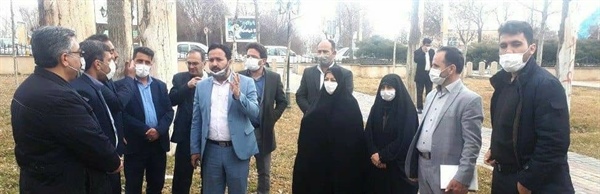 بازدید میدانی ذوالقدر فرماندار شهرستان ابهر به همراه جمعی از مسئولین شهرداری و شورای اسلامی شهر ابهر از پارک پردیس به منظور بررسی و حل مشکلات آن مجموعه