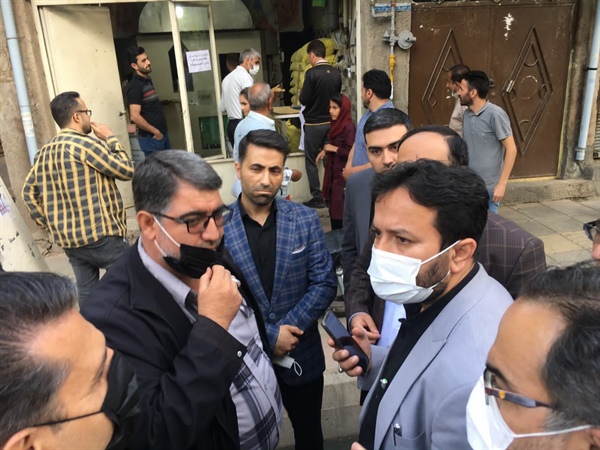بازدید سرزده ذوالقدر فرماندار شهرستان ابهر  به همراه تیم بازرسی شهرستان از واحدهای نانوایی سطح شهر ابهر