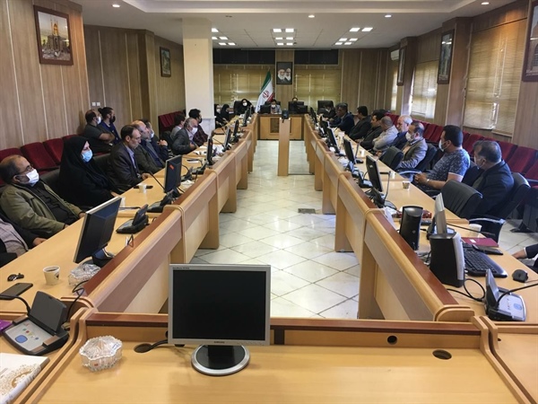برگزاری جلسه شفاف سازی طرح مردمی سازی توزیع عادلانه یارانه ها به ریاست ذوالقدر فرماندار شهرستان ابهر و با حضور سمن ها، انجمن های هنری، هیات های ورزشی و دستگاههای مرتبط در راستای اطلاع رسانی جامعه هدف