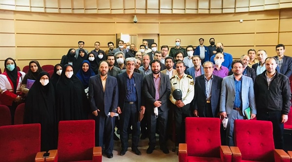 برگزاری جلسه ای به مناسبت ۲۷ اردیبهشت ماه روز ارتباطات و روابط عمومی با حضور مسئولین روابط عمومی ادارات و اصحاب رسانه به ریاست ذوالقدر فرماندار شهرستان ابهر