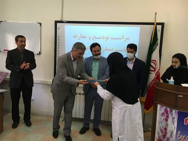 آیین تکریم و معارفه رئیس بیمارستان امید ابهر با حضور ذوالقدر فرماندار شهرستان ابهر و جمعی از مسئولین استان
