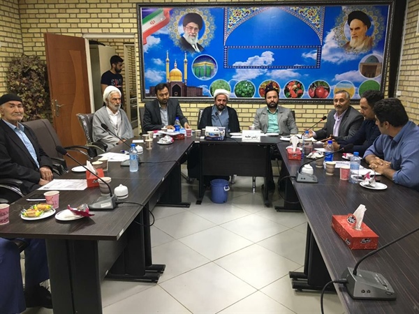 برگزاری جلسه و گفتگوی اعضای شورای شهر صائین قلعه با معتمدین شهر با حضور ذوالقدر فرماندار شهرستان ابهر و امام جمعه صائین قلعه