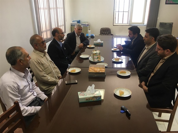 دیدار و گفتگو ذوالقدر فرماندار ابهر با مسئول و همکاران دفتر شورای نگهبان در شهرستان ابهر به مناسبت سالروز تأسیس نهاد شورای نگهبان