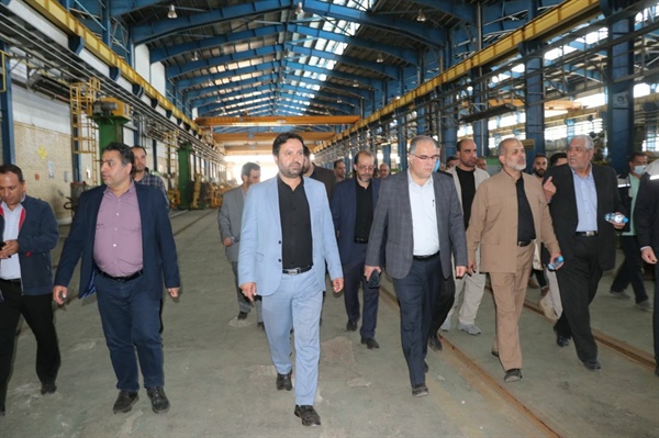 بازدید میدانی دکتر وحیدی وزیر کشور به همراه معاون عمرانی وزیر، استاندار زنجان، فرماندار شهرستان ابهر و جمعی از مسئولین استانی و شهرستانی از شرکت اریکو