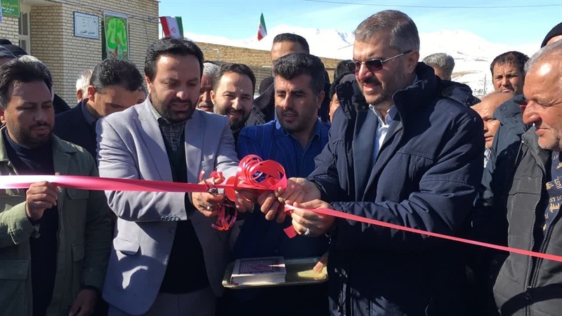 آیین بهره برداری پروژه زیرسازی و آسفالت ریزی معابر روستای الگزیر همزمان با چهارمین روز از دهه مبارک فجر