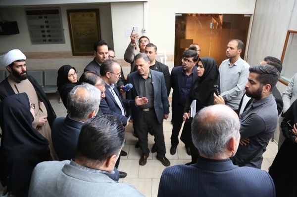 بازدید دکتر سید محسن صادقی استاندار زنجان به همراه جمعی از مدیران استان و شهرستان از دانشکده پرستاری شهرستان ابهر