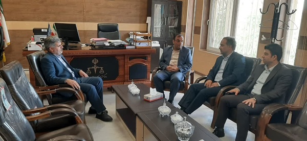 دیدار فرماندار با رئیس دادگستری و دادستان شهرستان ابهر به مناسبت هفته قوه قضائیه
